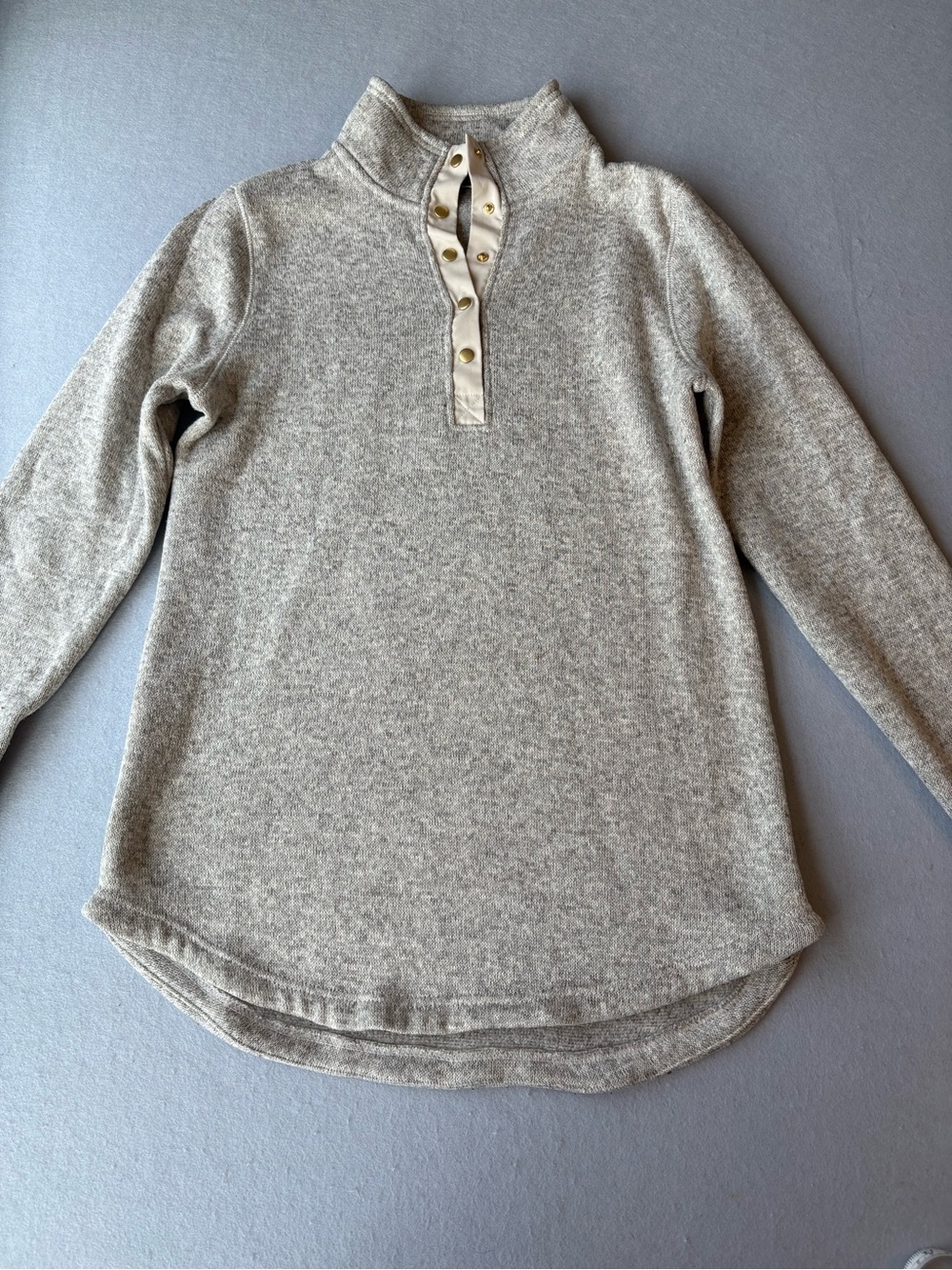 Charles River Apparel Oatmeal Pullover Long Sleeve Gold Snaps Sz M
